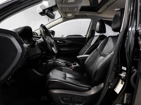 Used 2019 Nissan Rogue Sport SL w/ Premium Package image 4