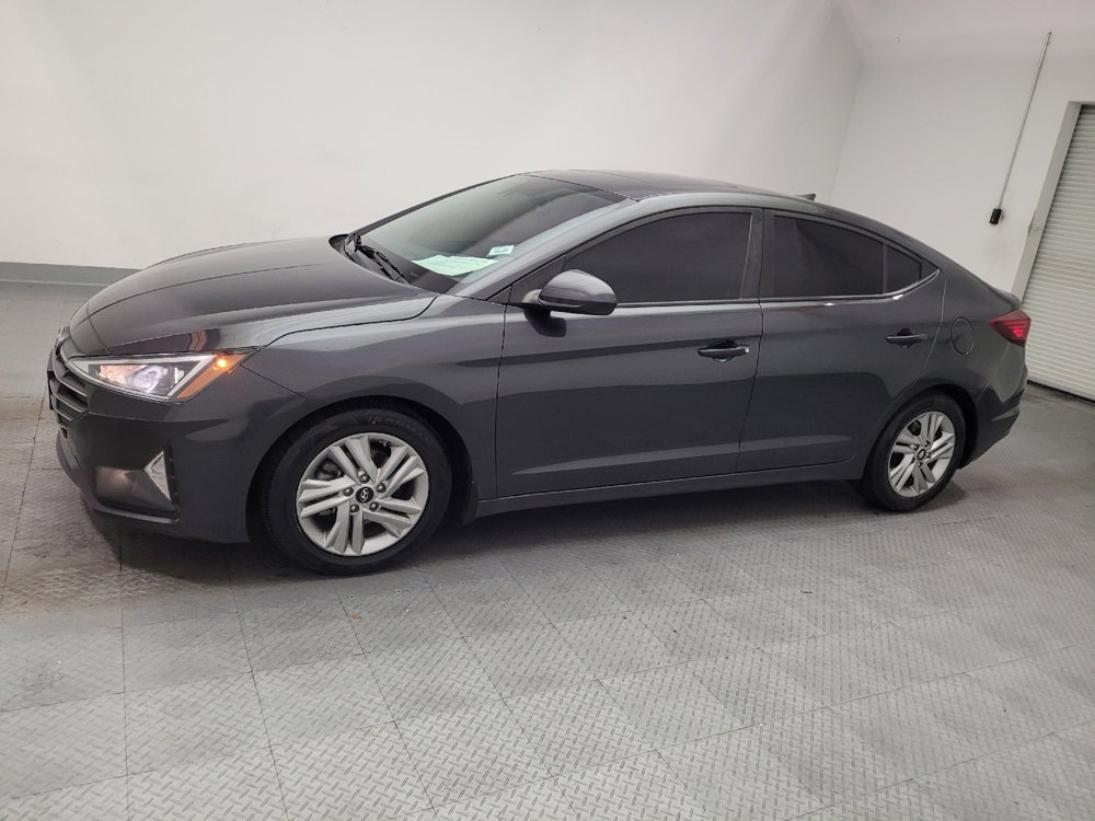 Used 2020 Hyundai Elantra Value Edition FWD image 2