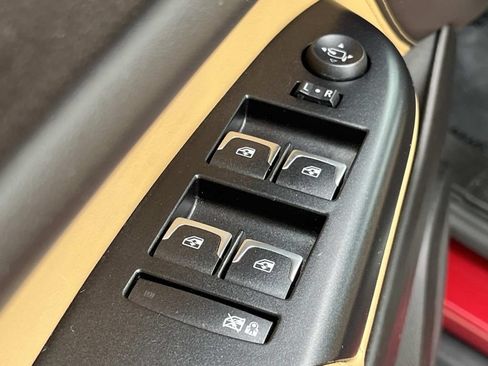 Used 2015 Cadillac SRX Performance w/ Driver Assist Package FWD image 30