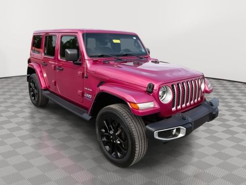 Used 2021 Jeep Wrangler Unlimited Sahara AWD/4WD image 3