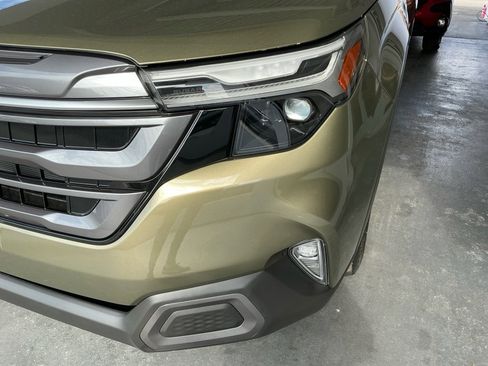 Used 2025 Subaru Forester Limited w/ Protection Package image 29