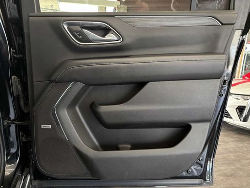 Used 2023 GMC Yukon XL Denali AWD/4WD image 40