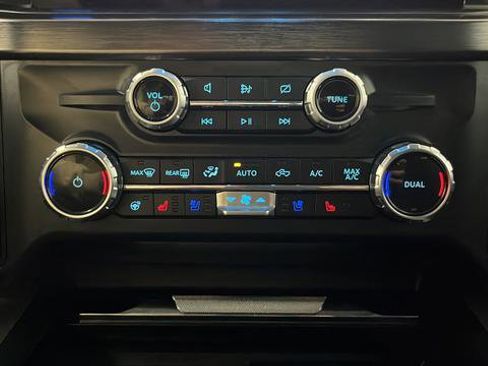 Used 2024 Ford F250 Lariat w/ Lariat Ultimate Package AWD/4WD image 20