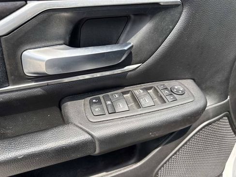 Used 2022 RAM 1500 Big Horn AWD/4WD image 18