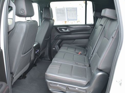 Used 2023 Chevrolet Suburban RST image 22