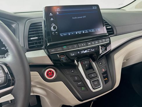 Certified 2026 Honda Odyssey EX-L image 16