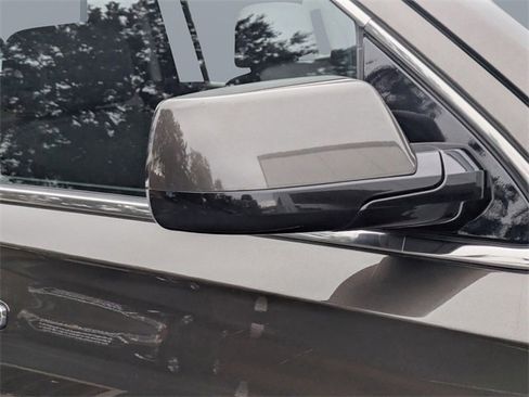 Used 2019 GMC Yukon XL Denali w/ Denali Ultimate Package image 10