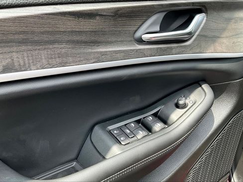 New 2026 Jeep Grand Cherokee L 4WD image 27