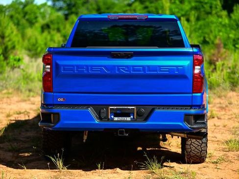 New 2025 Chevrolet Silverado 1500 Custom image 8