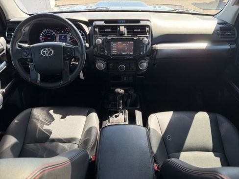Used 2019 Toyota 4Runner TRD Off-Road Premium AWD/4WD image 9