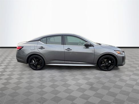 Used 2024 Nissan Sentra SR image 8