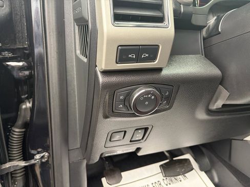 Used 2019 Ford F250 Lariat w/ Lariat Ultimate Package image 31