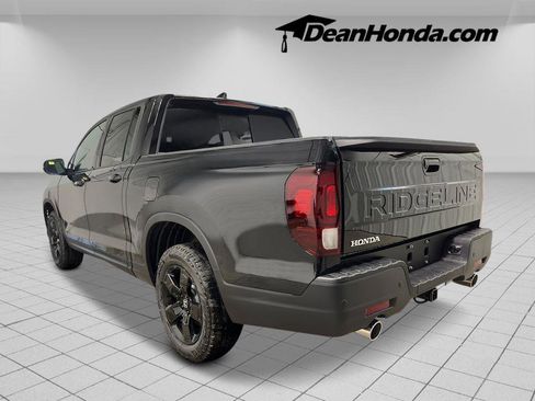 New 2026 Honda Ridgeline Black Edition image 3