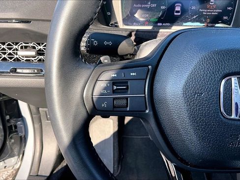 Used 2024 Honda Accord EX-L image 11