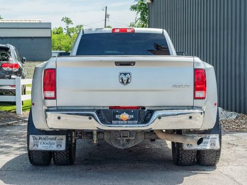 Used 2017 RAM 3500 Tradesman w/ Chrome Appearance Group AWD/4WD image 5
