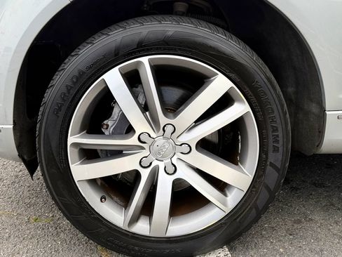 Used 2013 Audi Q7 TDI Premium Plus w/ Premium Plus Pkg AWD/4WD image 50
