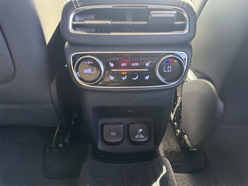 Used 2024 Genesis GV80 3.5T w/ Prestige Package image 23