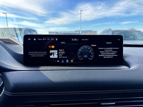 Used 2024 Genesis GV80 2.5T image 16