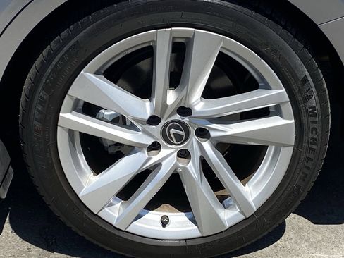 Used 2023 Lexus IS 300 w/ Comfort Package RWD image 8