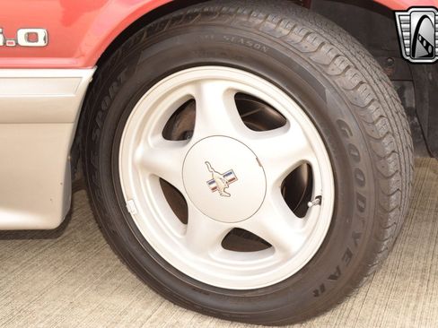 Used 1991 Ford Mustang GT image 10