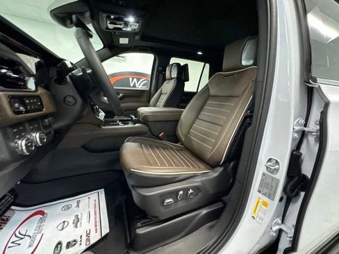 New 2026 GMC Yukon Denali Ultimate AWD/4WD image 20