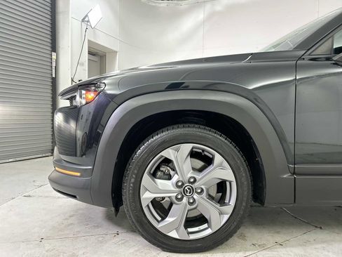 Used 2022 MAZDA MX-30 Electric w/ Premium Package image 19