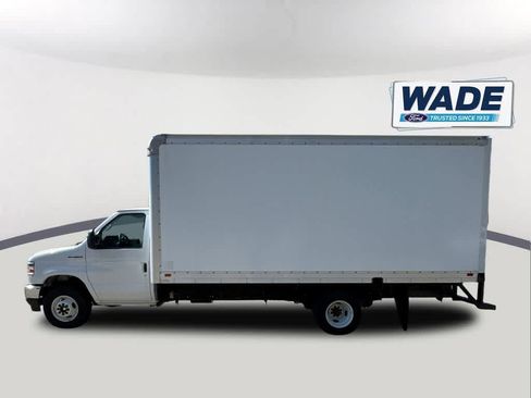 New 2025 Ford E-450 and Econoline 450 Super Duty w/ Power Equipment Group RWD image 8