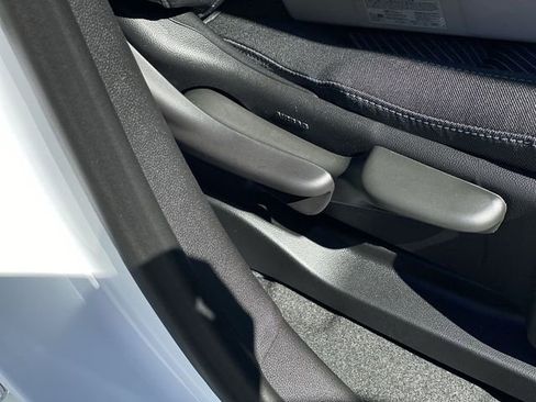 New 2027 Chevrolet Bolt LT w/ Comfort Package FWD image 42