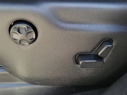 Used 2023 Dodge Durango R/T w/ Blacktop Package image 20