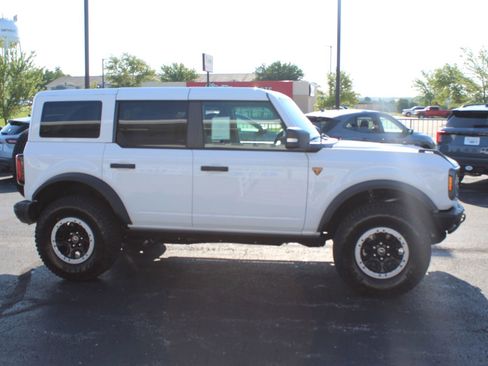 New 2025 Ford Bronco Badlands AWD/4WD image 5