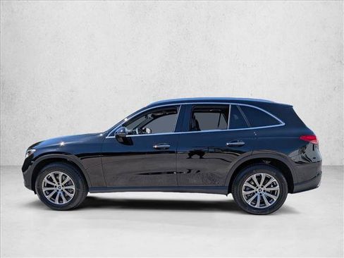 Used 2026 Mercedes-Benz GLC 300 image 9