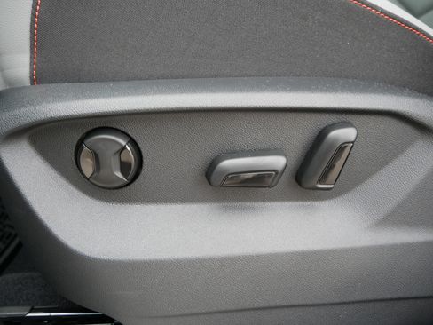 New 2026 Volkswagen Atlas Peak Edition image 11