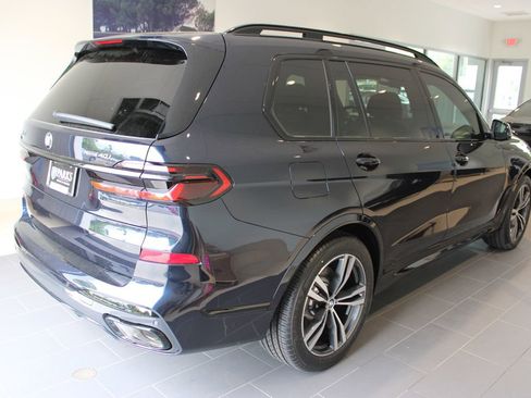 New 2026 BMW X7 xDrive40i w/ Executive Package AWD/4WD image 18
