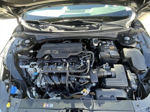 Used 2025 Kia K4 LXS image 26