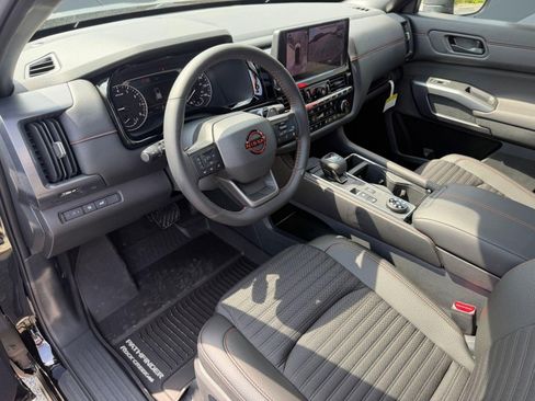 New 2026 Nissan Pathfinder Rock Creek AWD/4WD image 4
