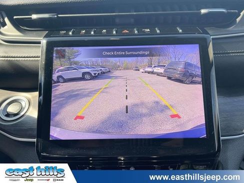 Certified 2023 Jeep Grand Cherokee L Limited AWD/4WD image 35
