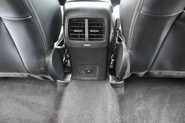 Used 2025 Ford Escape ST-Line FWD image 36
