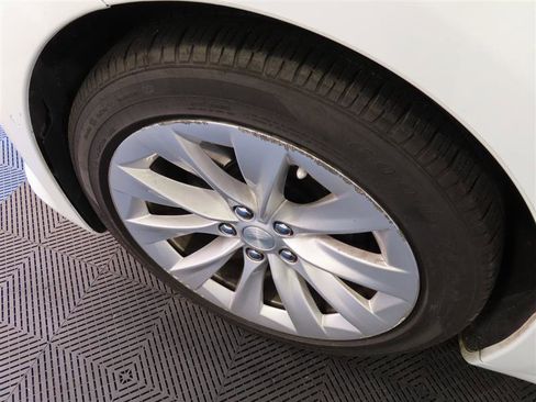 Used 2018 Tesla Model S 100D image 6