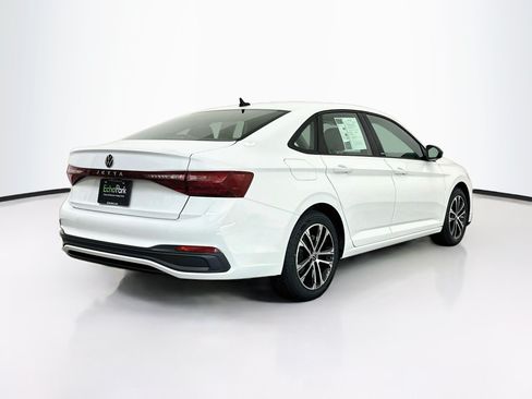 Used 2025 Volkswagen Jetta Sport FWD image 9