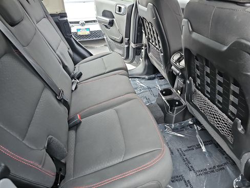 Used 2021 Jeep Wrangler Unlimited Rubicon image 11