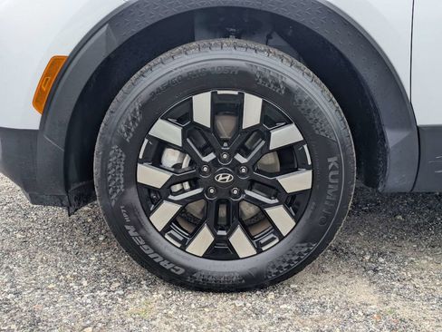 Used 2025 Hyundai Santa Cruz SEL FWD image 10