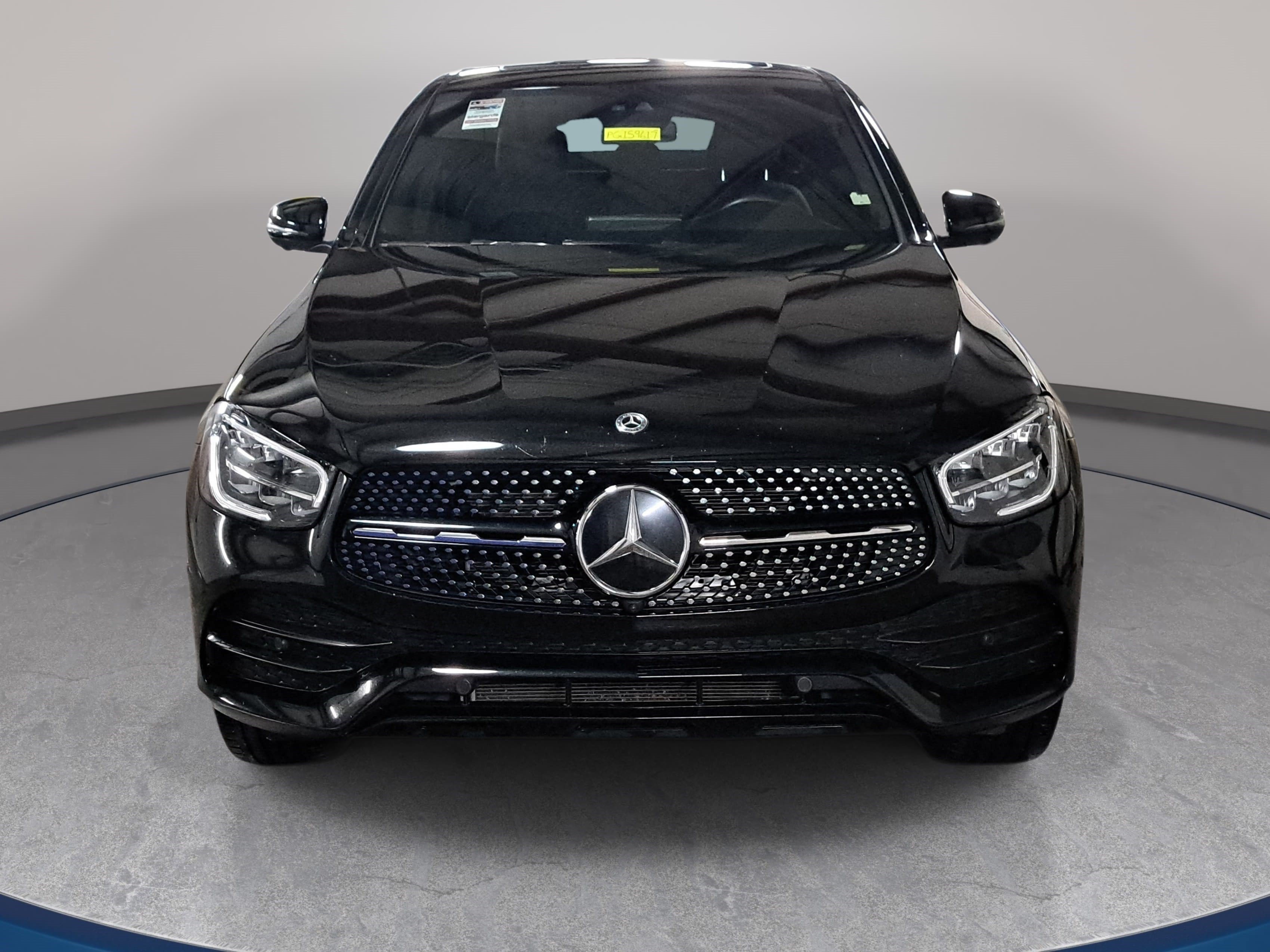 Used 2023 Mercedes-Benz GLC 300 4MATIC Coupe image 2