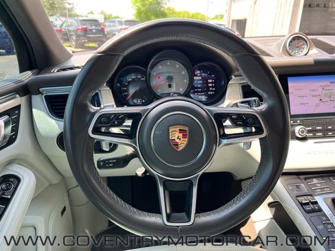 Used 2017 Porsche Macan S AWD/4WD image 25