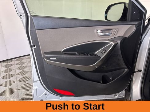 Used 2019 Hyundai Santa Fe XL image 9