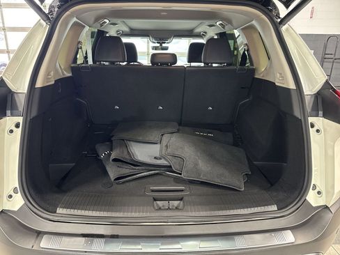 Used 2023 Nissan Rogue SL w/ SL Premium Package AWD/4WD image 38