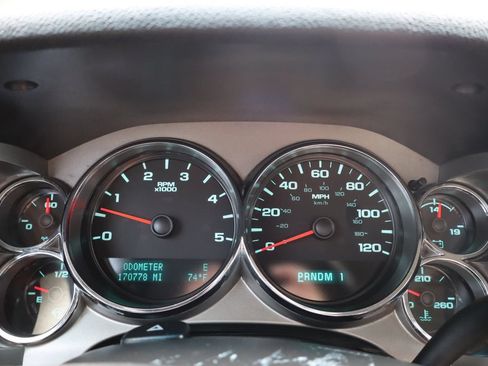 Used 2014 Chevrolet Silverado 3500 LT w/ Interior Plus Package AWD/4WD image 34