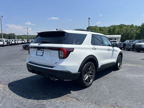New 2025 Ford Explorer ST w/ Sun And Sound Package image 5