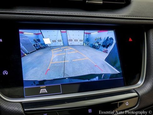 Used 2021 Cadillac XT5 Premium Luxury w/ LPO, Floor Liner Package image 9