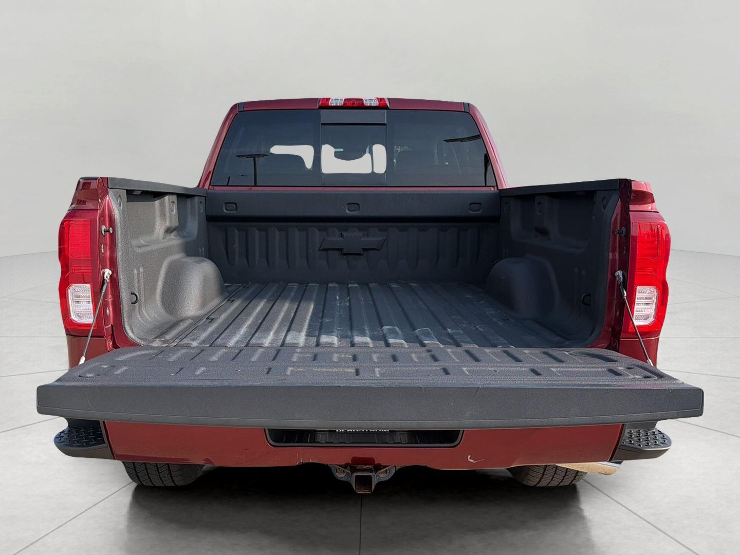 Used 2016 Chevrolet Silverado 1500 LTZ Z71 w/ LTZ Plus Package AWD/4WD image 30