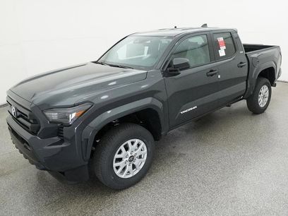 New 2025 Toyota Tacoma SR5